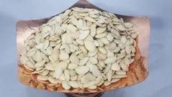 تخمه کدو گوشتی بی نمک