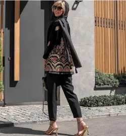 مانتو مخمل سوزندوزی مشکی بلند مجلسی گل برجسته هندی