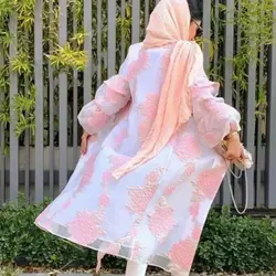 مانتو ژاکارد سفید با گلهای صورتی ایتالیایی