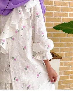 مانتو مزونی شیک و بهاره تور و سوزن دوزی و کرپ اورجینال ترک