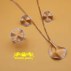 نیم ست فلورانس طلا - فروشگاه طلا و جواهرات مهرکیش گلد