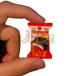 مگنت یخچال مینیاتوری شیرین عسل پرتقالی مدل چمک