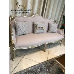 مبل کلاسیک مانلی