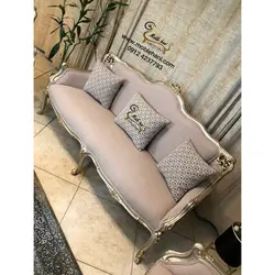 مبل کلاسیک مانلی
