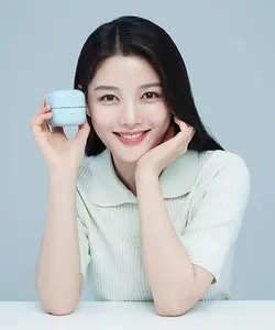 کرم واتر بانک بلو هیالورونیک لانیژ