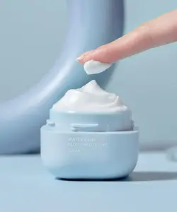 کرم واتر بانک بلو هیالورونیک لانیژ