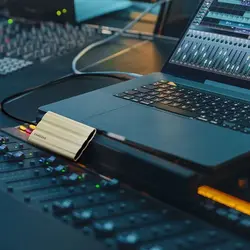حافظه SSD اکسترنال سامسونگ T7 Shield ظرفیت 2 ترابایت