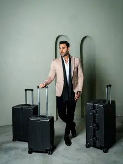 چمدان رزمری مدل Rose Merry RL-318-3S سایز متوسط مشکی