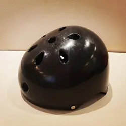 کلاه ایمنی مخصوص اسکیت (مشکی)