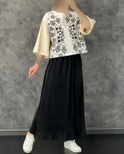 شومیز و دامن پلیسه