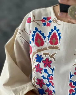 شومیز و دامن پلیسه