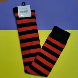 جوراب طرح راه راه قرمز و مشکی