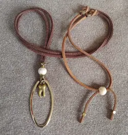 آویز گردنی عینک مدل مروارید