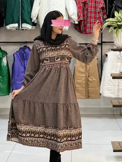 پیراهن بلند پشمی (۱۶۰۲)