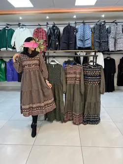 پیراهن بلند پشمی (۱۶۰۲)