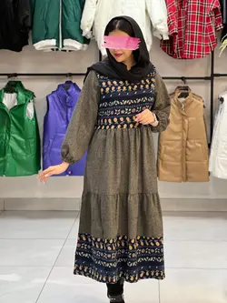 پیراهن بلند پشمی (۱۶۰۲)