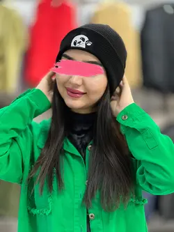 کلاه بافت آکریل گلدوزی شده (۱۶۹۹)