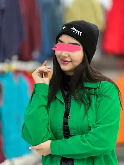 کلاه بافت آکریل گلدوزی شده (۱۶۹۹)