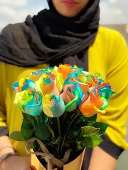 دسته گل قیفی طلایی | گل رز اتوپیا هلندی | 40 شاخه