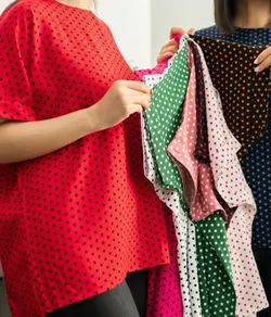 شومیز زنانه خال خالی