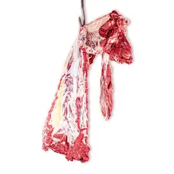 راسته گوساله پاک شده با استخوان (سمت چپ) رویال طعم