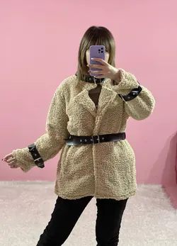 کت تدی کمردار