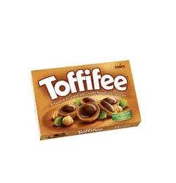 شکلات Toffifee با مغز شکلات و فندق