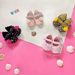 پاپوش دخترانه خال خالی