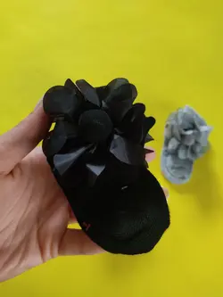 جوراب شکوفه دار برجسته مومو