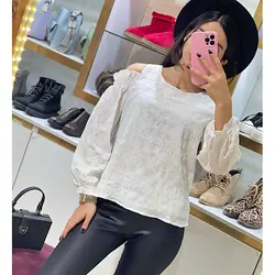 شومیز سفید سرشونه باز