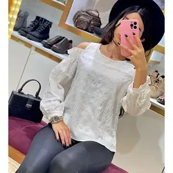 شومیز سفید سرشونه باز