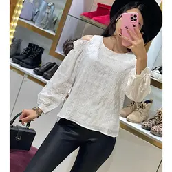 شومیز سفید سرشونه باز