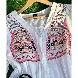 پیراهن سفید آینه کاری