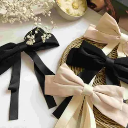 گیره فرانسوی روبان دار