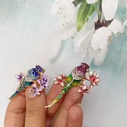 گل سینه مرغ عشق