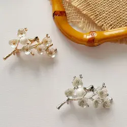 گل سینه شکوفه و گنجشک