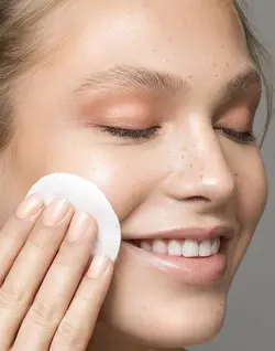 تونر شیر و کلاژن لوزیا