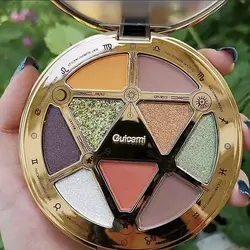 سایه ورساچی Guicami