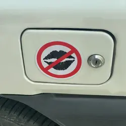 برچسب خودرو طرح بوسیدن ممنوع کد 9011 | زینو اسپرت