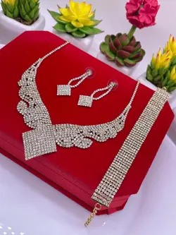 ست کامل نگین دار طلایی ۴۱۱۳۸۰