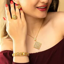 ست کامل توری طرح طلا ۴۱۱۳۶۰