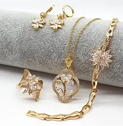 ست کامل نگین اتریشی طلایی