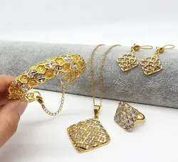 ست طرح طلای خشتی