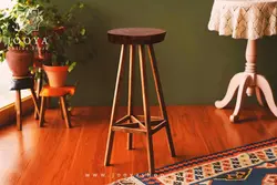 چهارپایه چوبی آرتیما