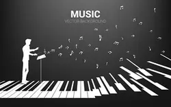 رهبر ارکستر ایستاده روی کلید پیانو با نت موسیقی - Conductor standing with piano key flying music note