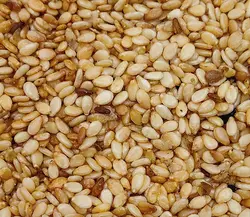 کنجد قرمز کیاست (کیسه 20 کیلویی)