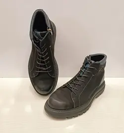 نیم بوت چرم مردانه مدل فونتانا - فروشگاه کفش چرم چارلی