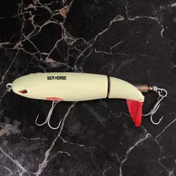 ماهی مصنوعی (لور) ماهیگیریSea Horse  شب تاب چرخشی ۹ سانتی متر ۱۳ گرم  LB36