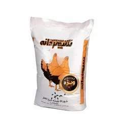 خوراک جوجه مرغ خانگی | نوبل فارم با خدمت مدام