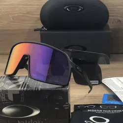 عينك دوچرخه سوارى حرفه اى oakley sutro (هاى كپى)